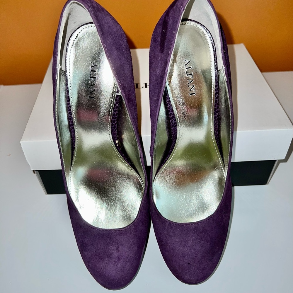 Dark purple Alfani heels!